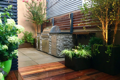 Inspiration for a modern exterior home remodel in New York