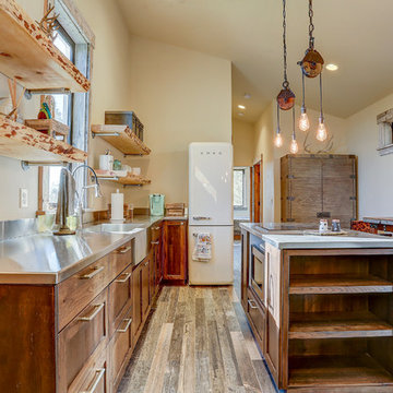 Terrebonne Guest House Overlooking the Deschutes River