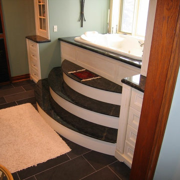 Custom En Suite Bathroom