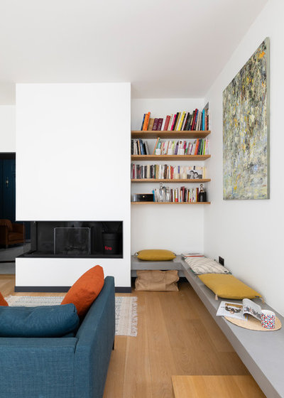 Contemporary Family Room by ARCHIPELLES