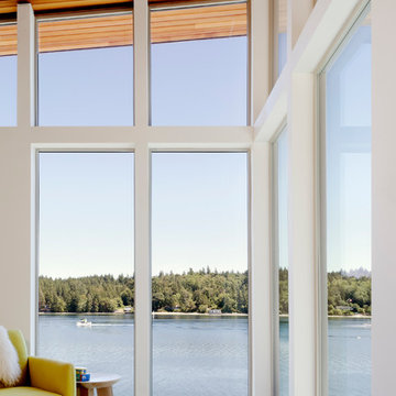 Herron Island Cabin Family Room