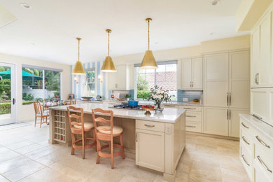 Example of a beach style kitchen design in San Diego