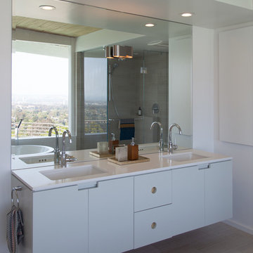 Curated - Stonehill Mid-Century Renovation