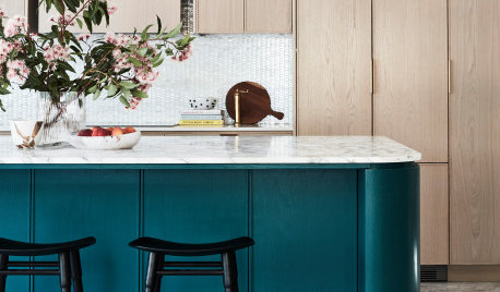 Kitchen Tour: An Ocean-toned Island that Makes a Kitchen Sing