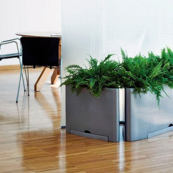 Onda Outdoor Planters by Serralunga - Outdoor Pots And Planters