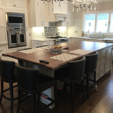 Custom kitchen shaker door style, full overlay Artic white