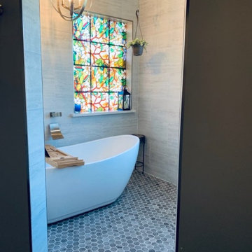 Main Bath with Stunning Feature Window