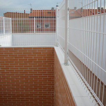 Edificio 4 apartamentos, 242,05 metros cuadrados.