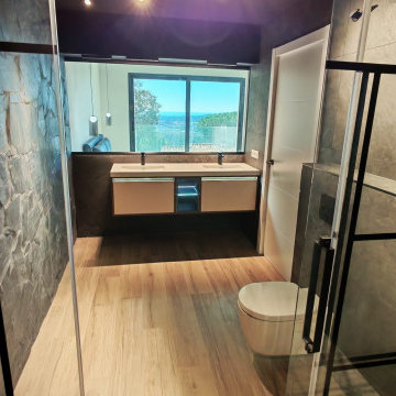 Main Bathroom Panorama – Floating Double Sink Vanity & Framed Glass Shower Enclo