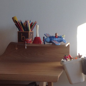 LEO'S ROOM