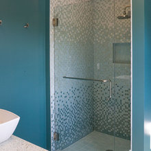 1860 Guest Bathroom