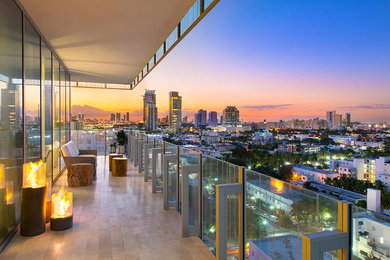 Example of a minimalist balcony design in Miami