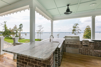 Elegant patio photo in Charleston