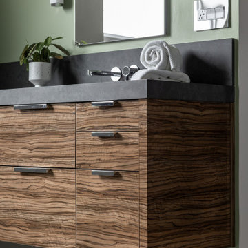Modern Luxe Bathroom