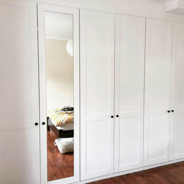 Fitted Wardrobe, Shaker
