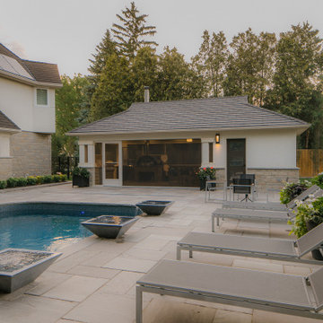Traditional Lakefront Property - Beamsville