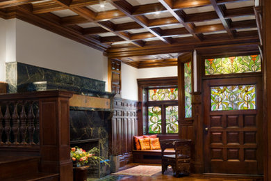 Elegant entryway photo in New York