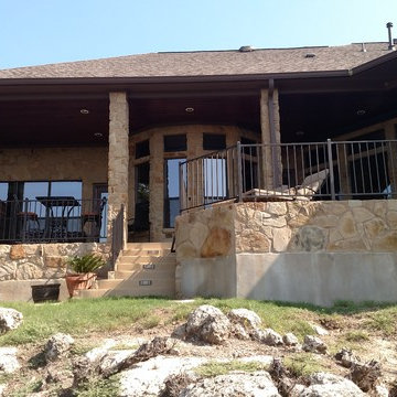 Austin Patio and Outdoor Kitchen Overlooking the Colorado River