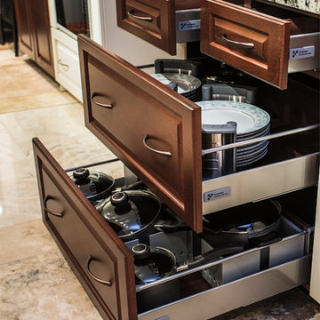Full Extension - Soft Close - Turn Your Kitchen into a Masterpiece