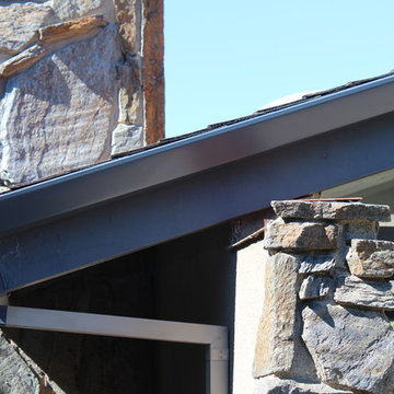 MidCentury Home In Orange County California, Angle Faced Gutters Box/Smooth Down