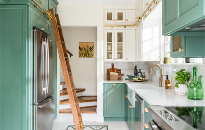Kitchen of the Week: Bright and Bold Galley With Smart Storage