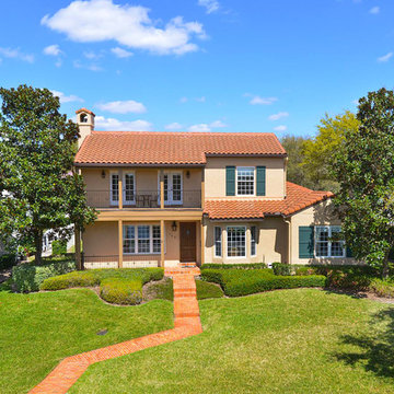 705 N. Lake Adair Blvd. Orlando, FL 32804 (College Park Lakefront Property)