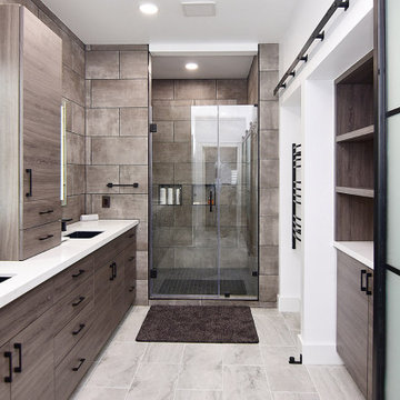 Milwaukee Modern: A Luxurious Condo Bathroom Oasis