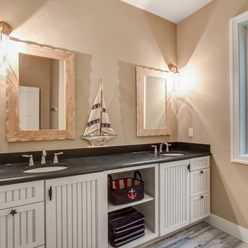 Lake Home Kids Bath