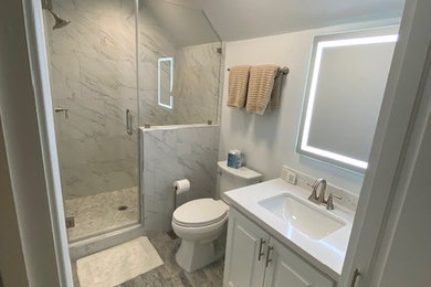 Bathroom photo in Houston