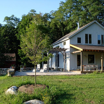 MODERN FARMHOUSE