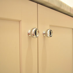 Cabinet Hardware - Cabinet And Drawer Knobs