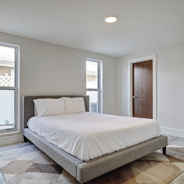 3070 NE 42nd St Bedroom