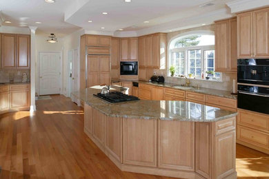Inspiration for a transitional kitchen remodel in Philadelphia