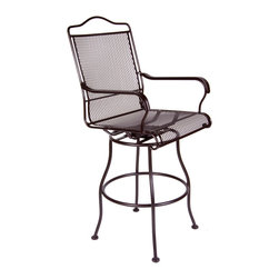 Heartland Swivel Bar Stool With Arms - Outdoor Bar Stools And Counter Stools