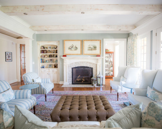 Farmhouse Living Room Design Ideas, Remodels & Photos | Houzz