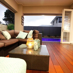 Hampton Style Homes Perth - Deck Tiles And Planks