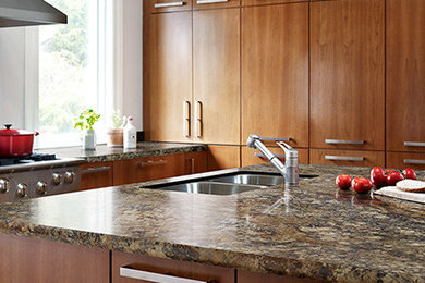 Inspiration for a modern eat-in kitchen remodel in Dallas