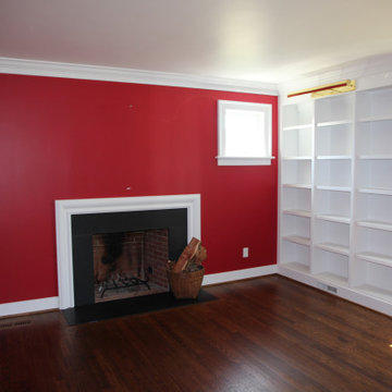 Horseshoe Hill Farm, Library - Before