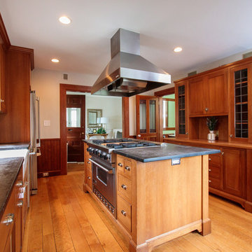 40 Kimlo Road, Wellesley, MA