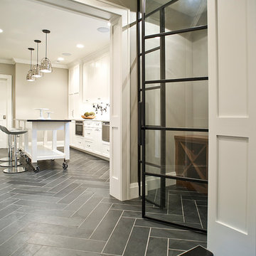 Craft Room/ Wine Room