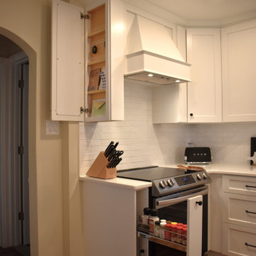 Showplace EVO Sterling Kitchen in Extra White