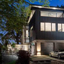 Cottage Greenblo Outside Lighting