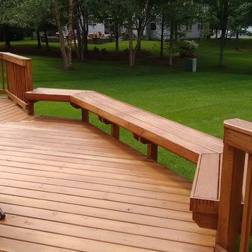 Wood Deck Design in Lindenhurst, IL