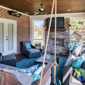 A Long Porch - For Dining & Relaxing