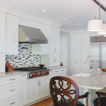 Sandy Springs Bright Kitchen