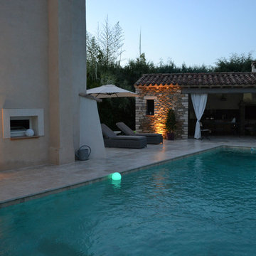 Farniente au bord de la piscine