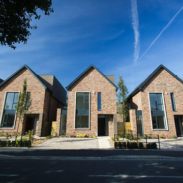 Contemporary in Timperley by Barnes Walker Landscape Architecture, Manchester