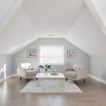 Henderson Street, Family Room