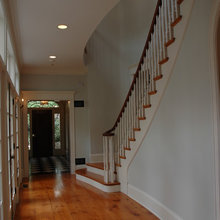 Scott's Main Floors - 5304 N Paulina