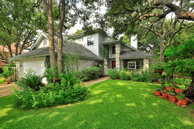 Design ideas for a traditional exterior in Austin.